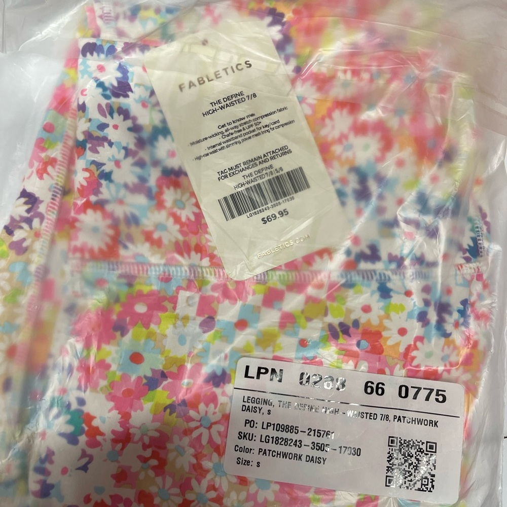 Fabletics Define High Waisted 7/8 legging NWT - Picture 2 of 4